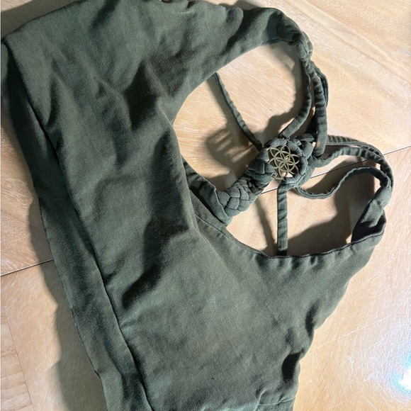 Yoga Crop Tops - Green, Olive, Maroon, Black - Picture 4 of 8